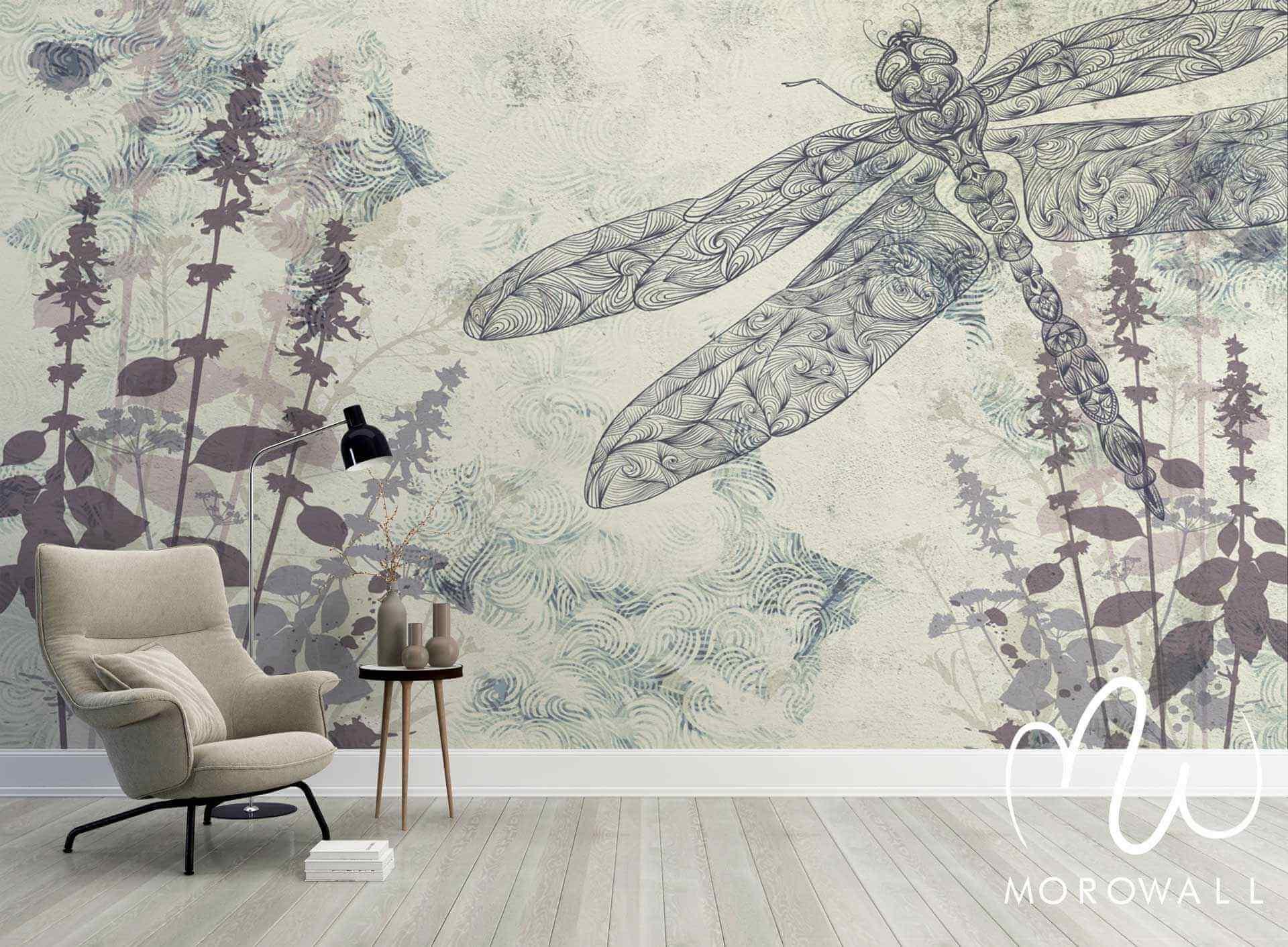 Papier peint salon avec libellule artistique sur fond floral, style moderne et élégant.