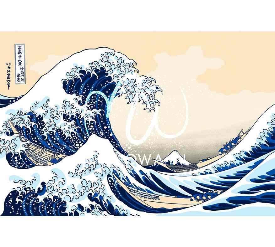 Papier peint mural Hokusai, grande vague bleue stylisée avec mont Fuji et bateaux japonais.