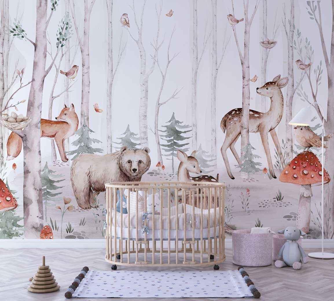Papier peint chambre enfant avec ours, faon, renard et animaux de forêt dans décor pastel.