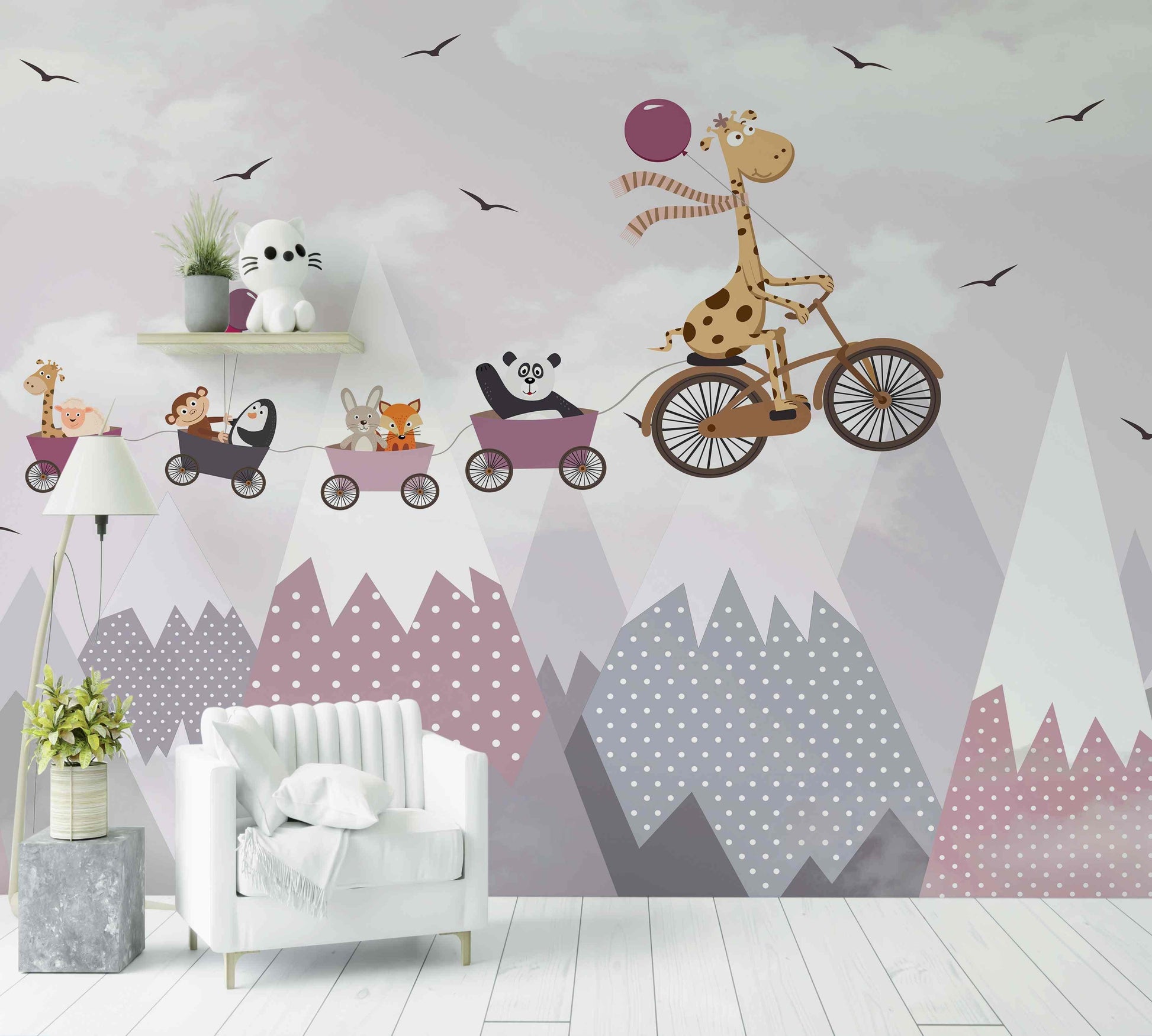 Papier peint pour chambre enfant, girafe à vélo, animaux, montagnes pastel, décor mural ludique.