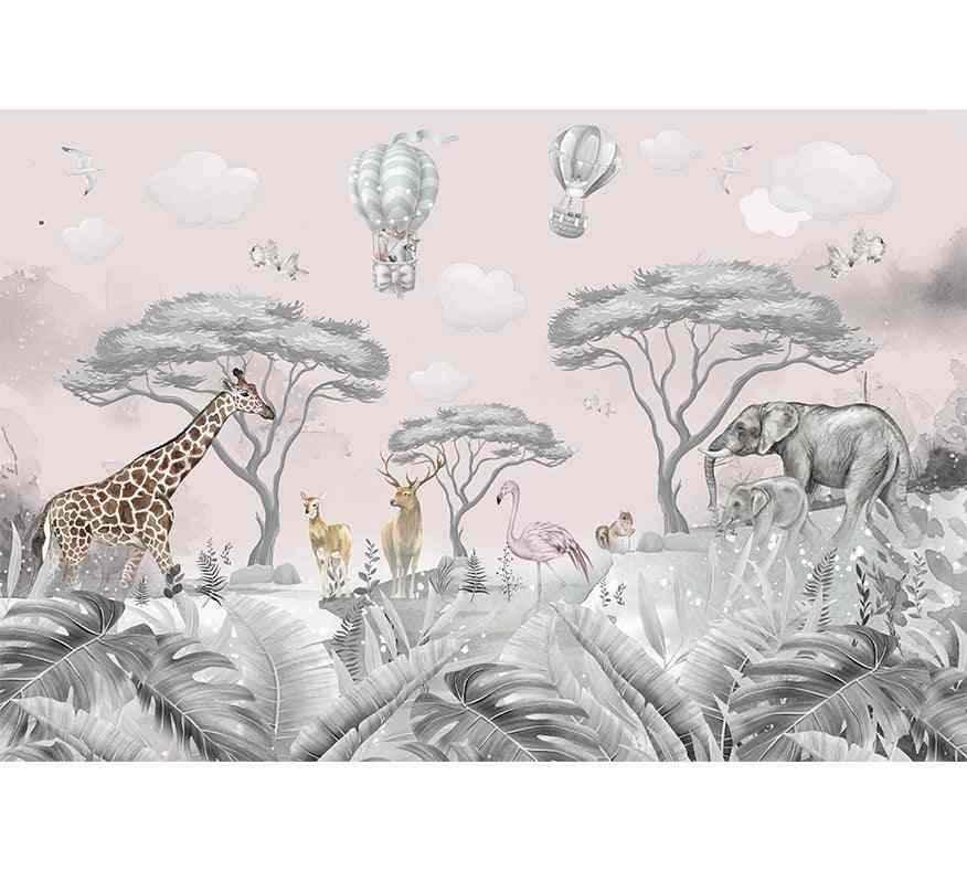 Papier peint jungle rose et gris avec girafe, éléphants, flamant rose et arbres exotiques.