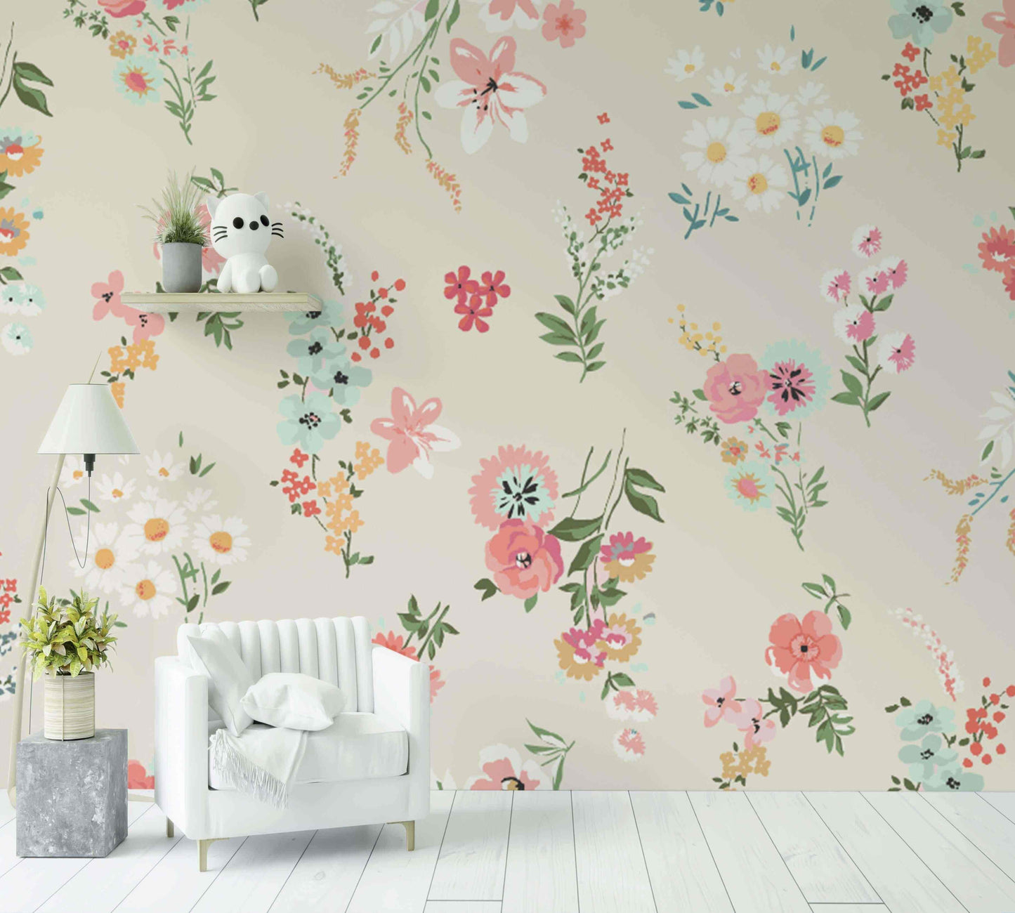 Papier peint floral pastel décoratif dans un salon moderne, motif fleurs colorées murales