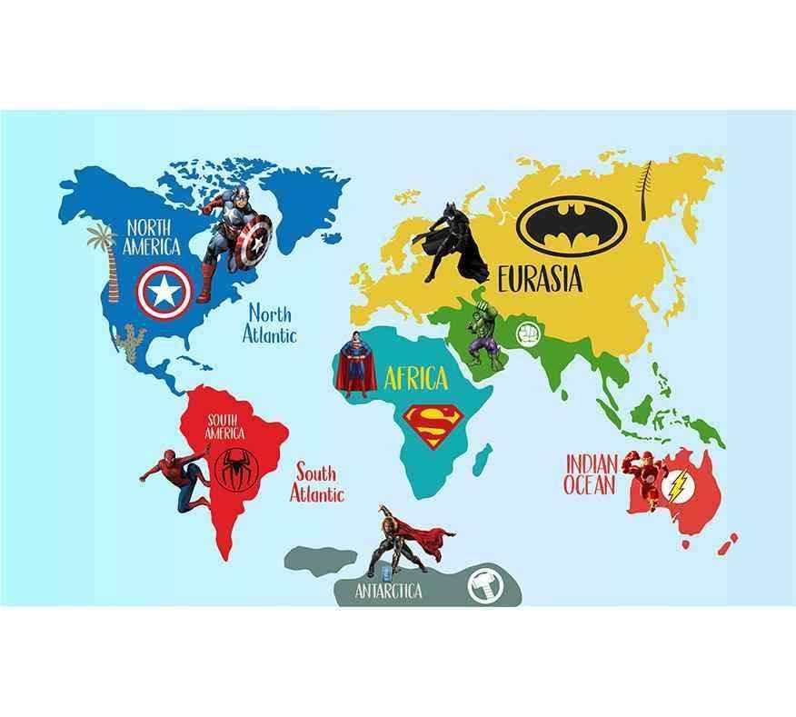 Carte du monde colorée avec super-héros sur chaque continent, papier peint décoratif enfant.